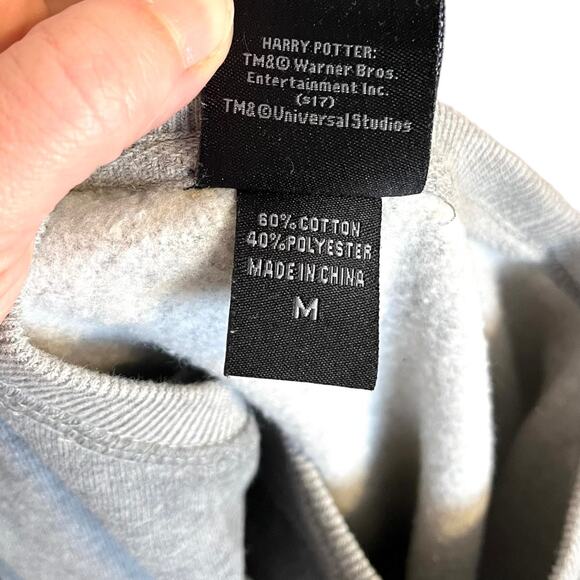 Wizarding World Of Harry Potter Slytherin Pullover Sweatshirt Women's M - Picture 7 of 8